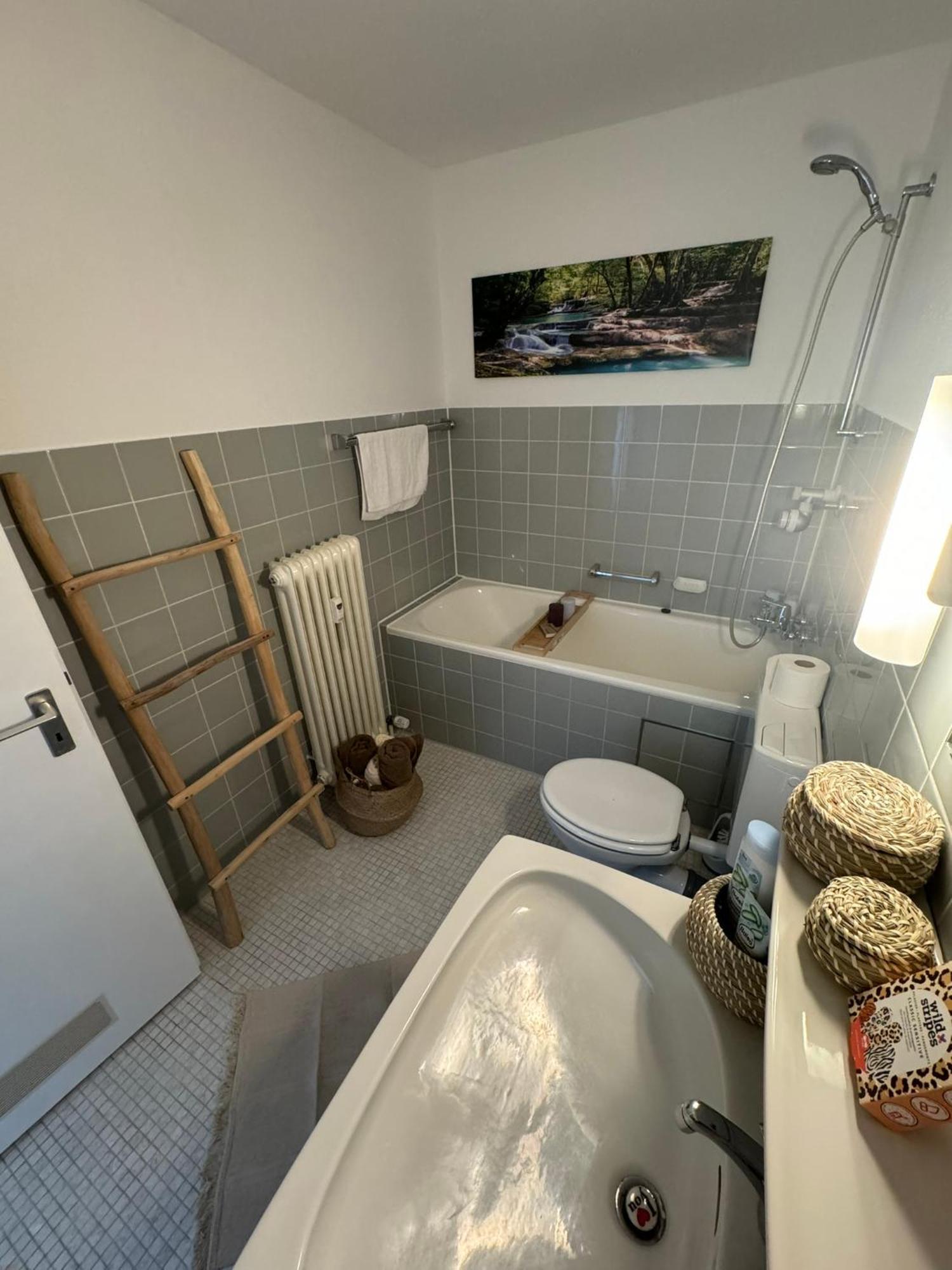 1 Zimmer Wohnung Mit Balkon Und Kueche بايروث المظهر الخارجي الصورة